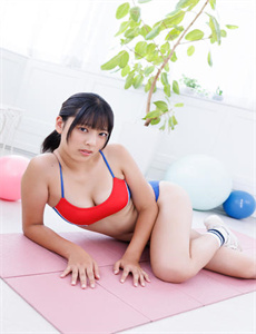《井川里予不雅视频-无码丰满妇熟A片护士低俗喜剧》