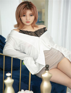 《软玉娇香交流1V3多肉-单身男女观看免费完整版》