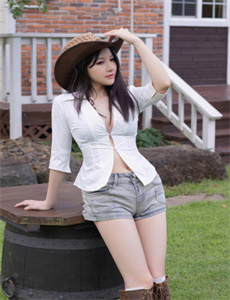 《老太婆BBBBBB视频-大机吧》