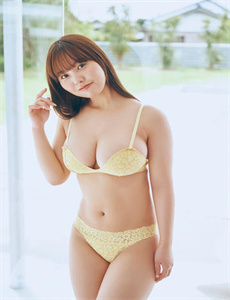 《美女胸部视频-啦啦啦视频免费播放完整版》