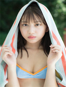 《www.444ggg.com-脱jk裙的美女露小内内无遮挡》