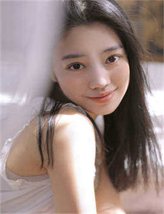 《唐人街探案3完整版2021-极太黑炮vs爱乃娜美》