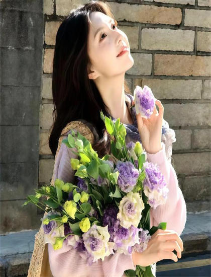 音乐片文化解读：《渣男重生变舔狗》的叙事结构与视觉语言 ——音乐片的专业鉴赏